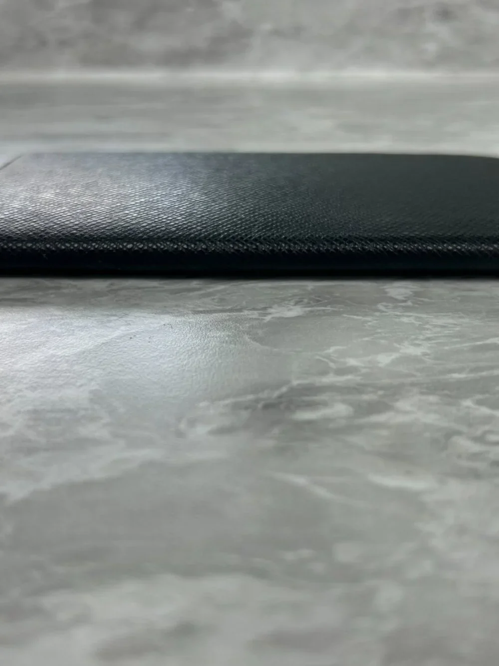 Louis Vuitton Taiga Leather Checkbook Holder/Wallet w/ Entrupy